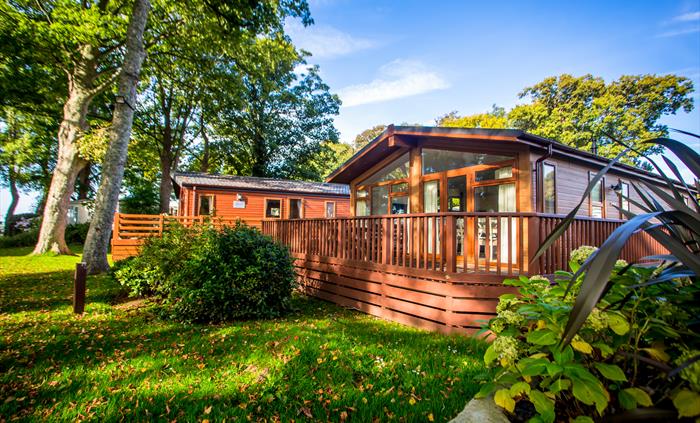Luxury Lodge Exterior
